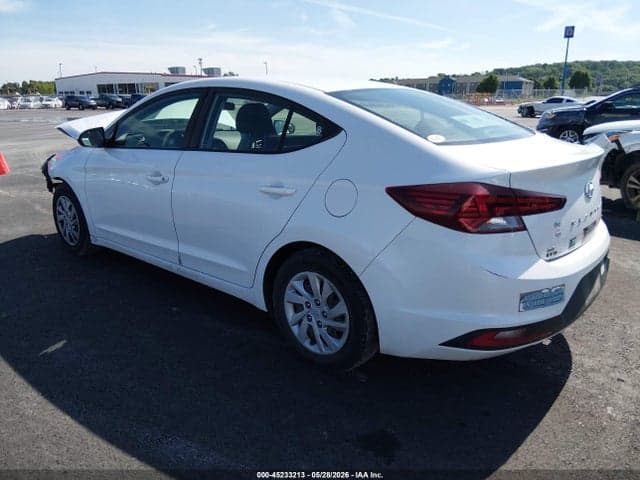2020 HYUNDAI ELANTRA SE 3