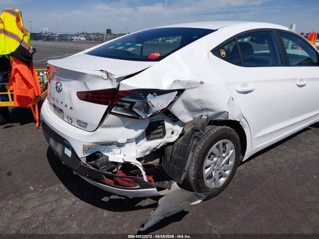 2020 HYUNDAI ELANTRA SE 6