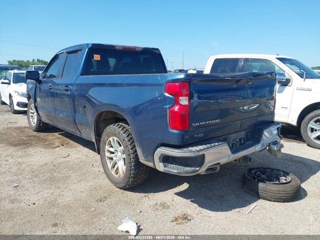 2019 CHEVROLET SILVERADO 1500 LT 3