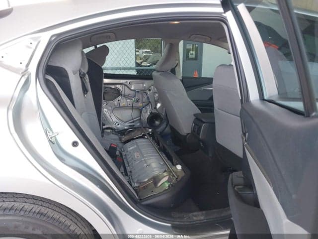 2026 TOYOTA CAMRY LE 8