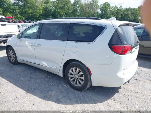 2017 CHRYSLER PACIFICA TOURING-L 3