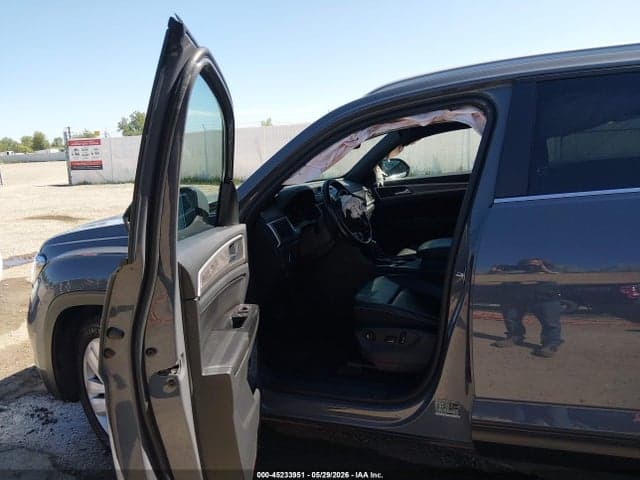 2020 VOLKSWAGEN ATLAS CROSS SPORT 3.6L V6 SE W/TECHNOLOGY/3.6L V6 SE W/TECHNOLOGY R-LINE 5