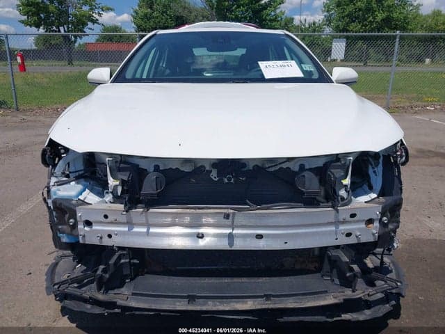 2022 TOYOTA CAMRY SE AWD 7