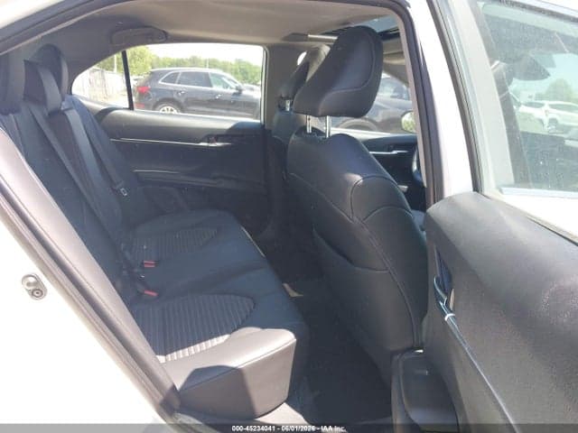 2022 TOYOTA CAMRY SE AWD 9