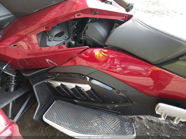 2023 CAN-AM SPYDER ROADSTER RT/RT LIMITED 9