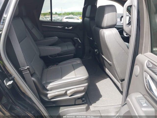 2024 GMC YUKON 4WD DENALI 8