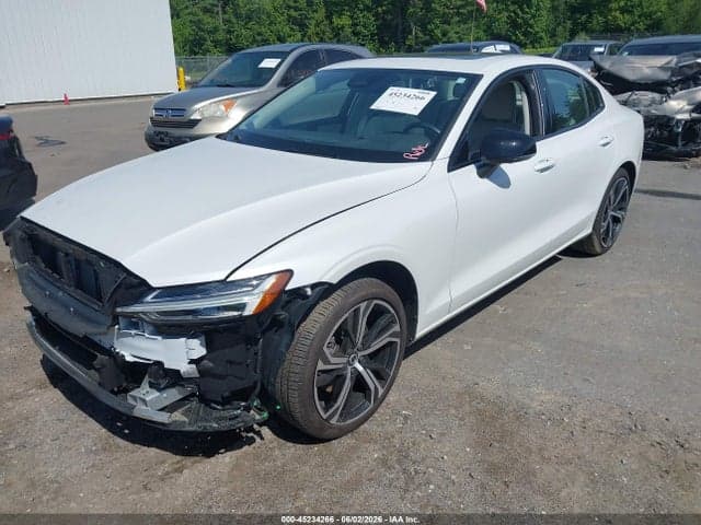 2024 VOLVO S60 B5 2