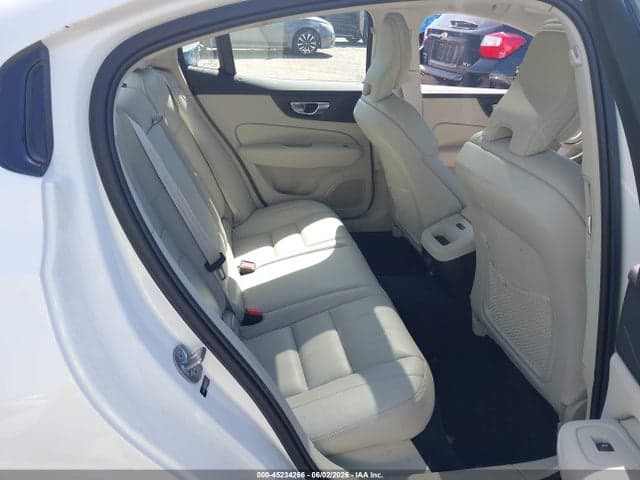 2024 VOLVO S60 B5 8