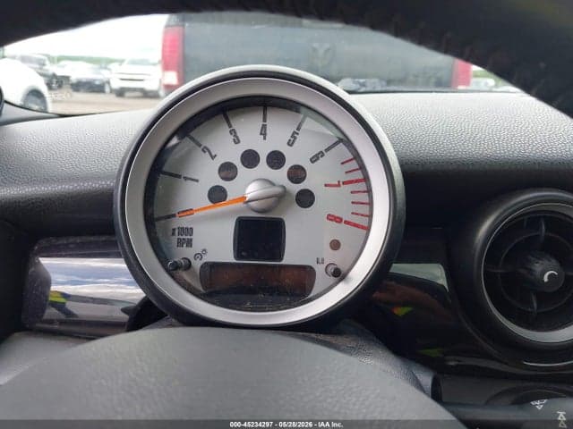 2010 MINI COOPER S 7