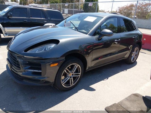 2020 PORSCHE MACAN 2