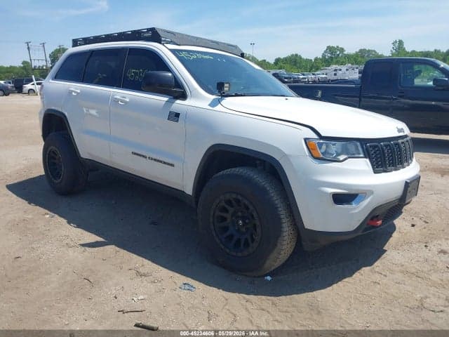 2019 JEEP GRAND CHEROKEE LAREDO E 4X4 - 1