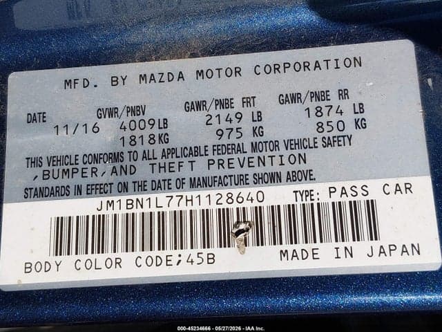 2017 MAZDA MAZDA3 TOURING 9