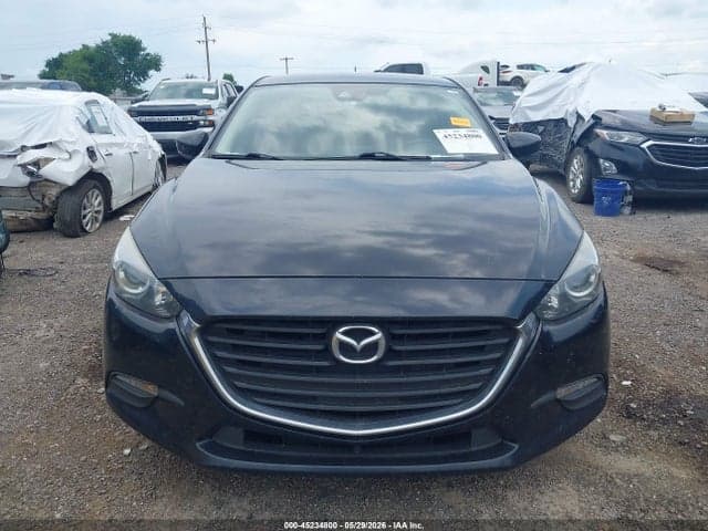 2018 MAZDA MAZDA3 TOURING 12
