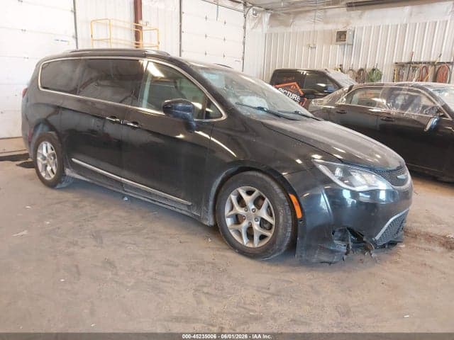 2018 CHRYSLER PACIFICA TOURING L 1