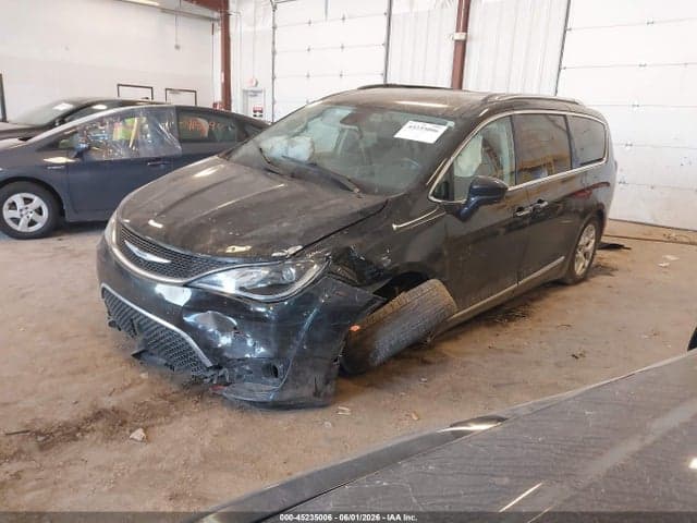 2018 CHRYSLER PACIFICA TOURING L 2