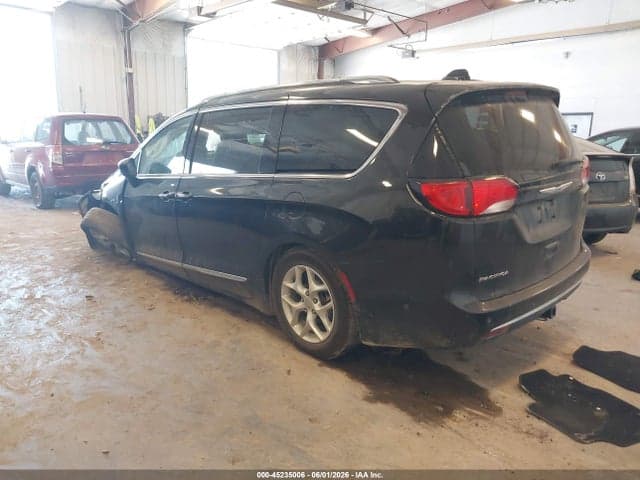 2018 CHRYSLER PACIFICA TOURING L 3