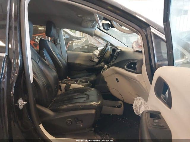 2018 CHRYSLER PACIFICA TOURING L 5