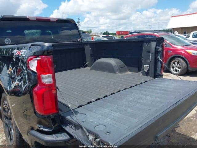 2021 CHEVROLET SILVERADO 1500 12
