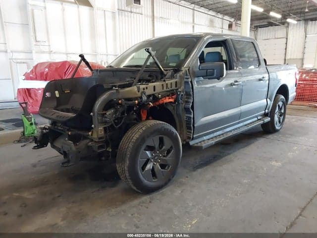 2025 FORD F-150 LIGHTNING FLASH 2