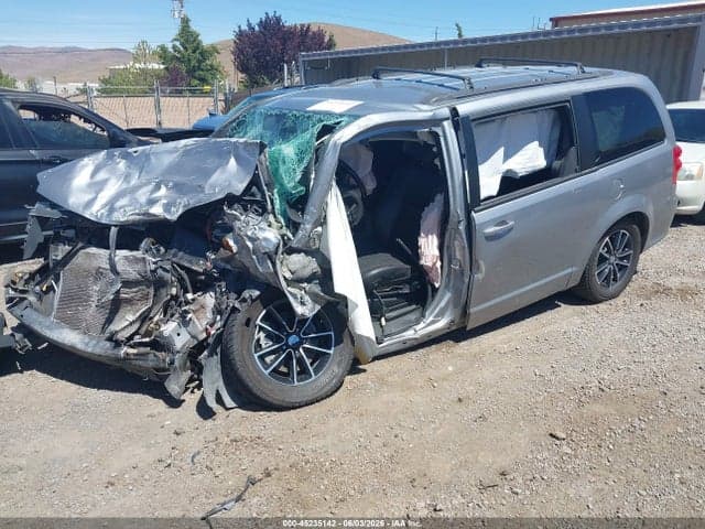 2018 DODGE GRAND CARAVAN GT 2