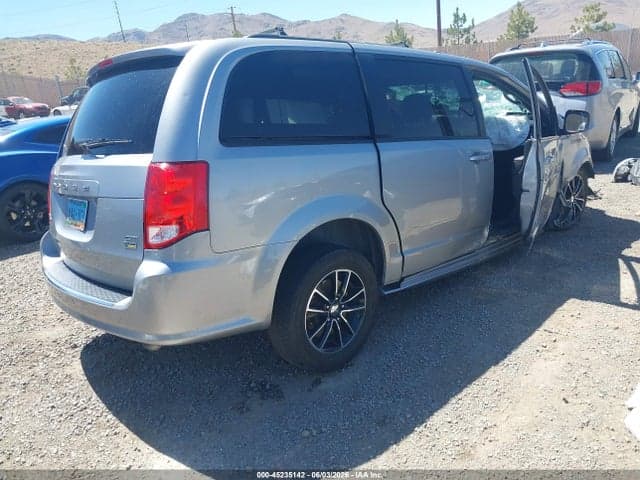 2018 DODGE GRAND CARAVAN GT 4