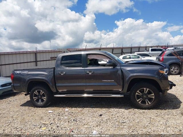 2018 TOYOTA TACOMA TRD SPORT 13