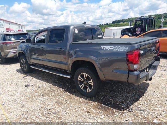 2018 TOYOTA TACOMA TRD SPORT 3