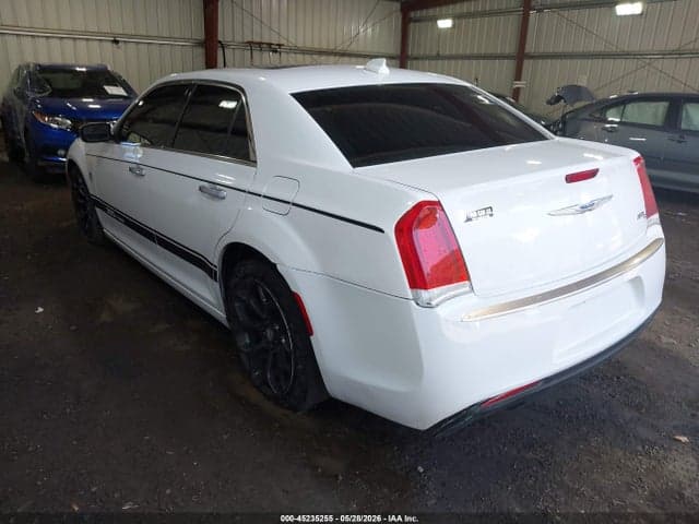 2018 CHRYSLER 300 300C 3