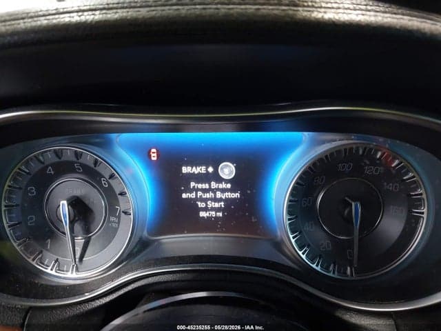 2018 CHRYSLER 300 300C 7