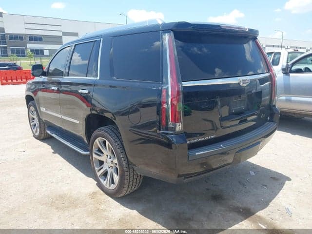 2017 CADILLAC ESCALADE LUXURY 3