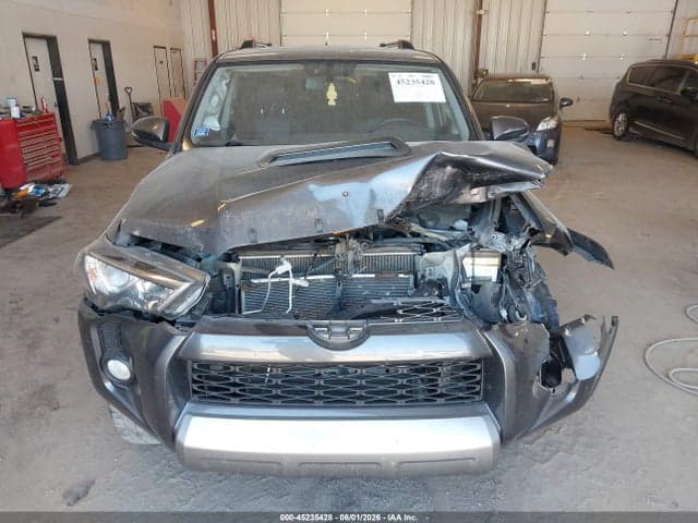 2017 TOYOTA 4RUNNER SR5 12