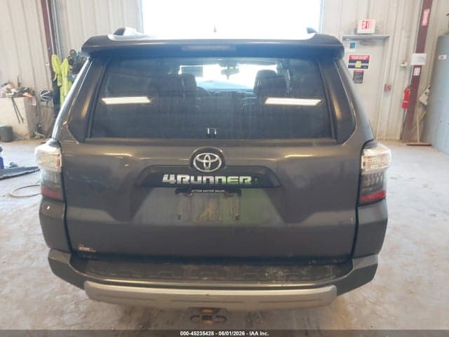 2017 TOYOTA 4RUNNER SR5 16