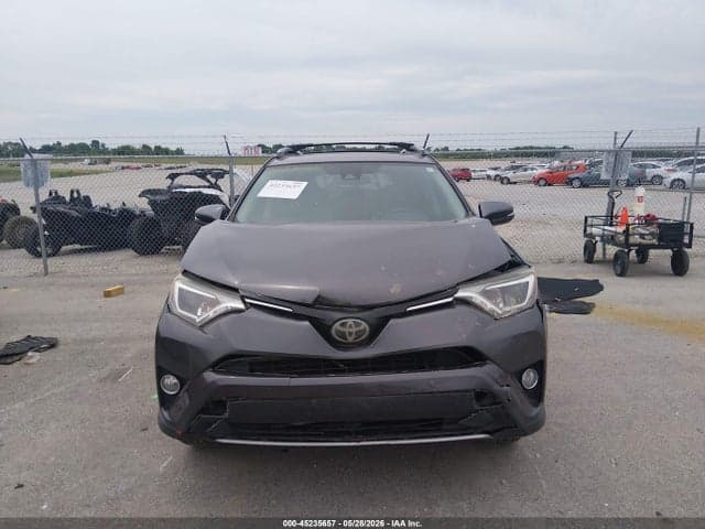 2017 TOYOTA RAV4 XLE 13