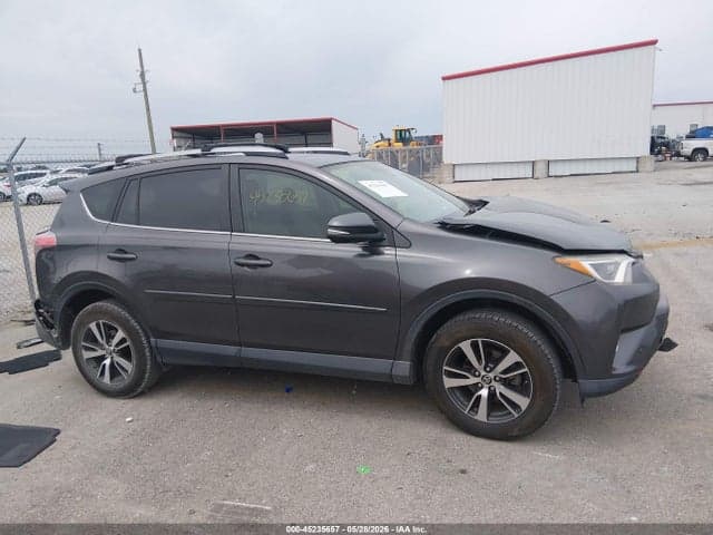 2017 TOYOTA RAV4 XLE 14