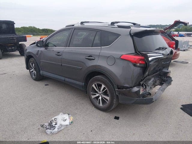 2017 TOYOTA RAV4 XLE 3