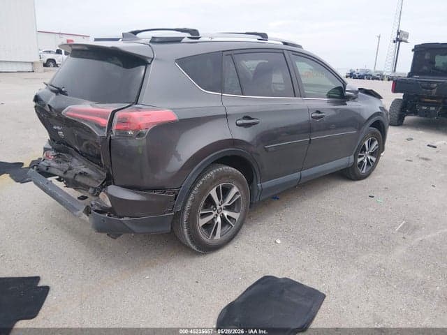 2017 TOYOTA RAV4 XLE 4