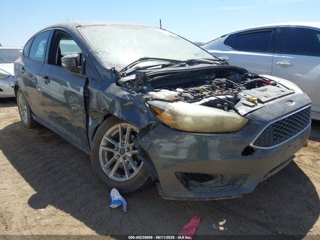 2016 FORD FOCUS SE 1