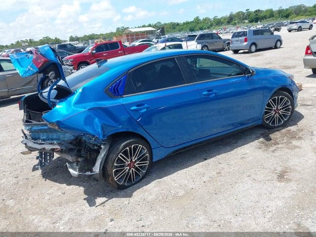 2023 KIA FORTE GT 4