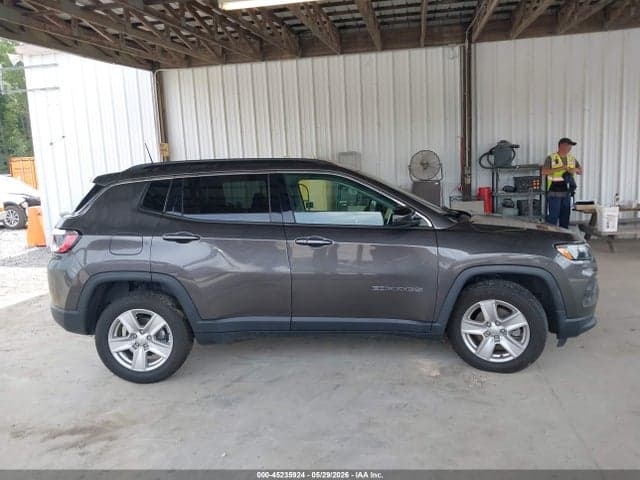2022 JEEP COMPASS LATITUDE FWD 13
