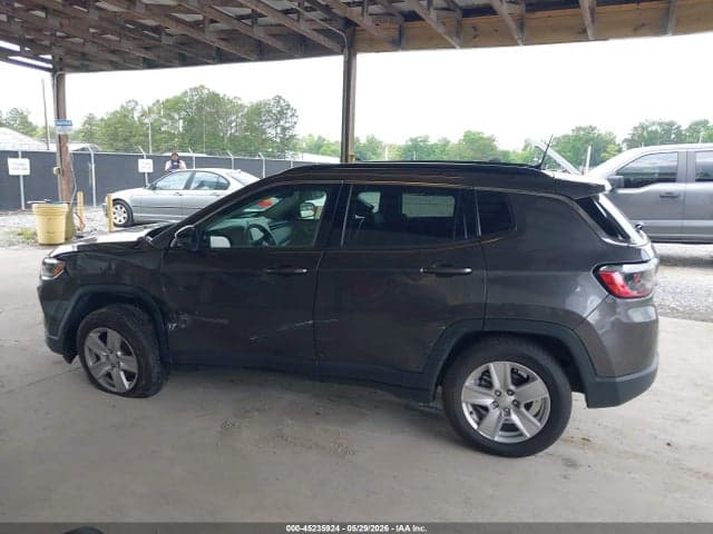 2022 JEEP COMPASS LATITUDE FWD 14
