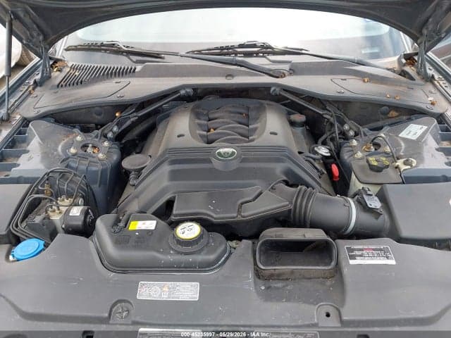 2004 JAGUAR XJ8 10