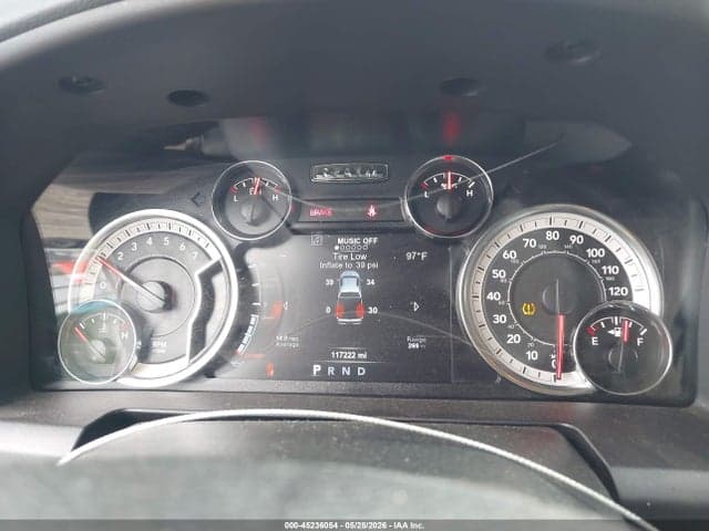 2018 RAM 1500 BIG HORN 4X4 5'7 BOX 7