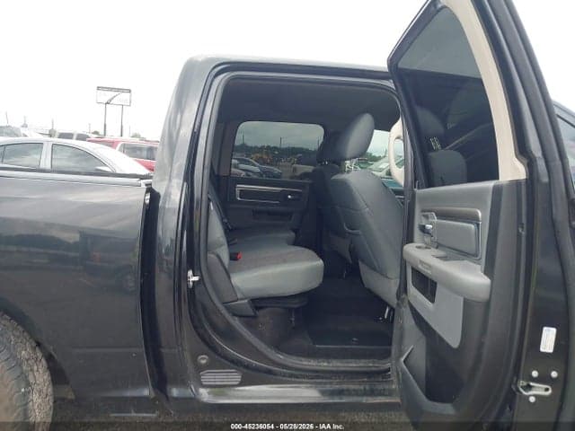 2018 RAM 1500 BIG HORN 4X4 5'7 BOX 8