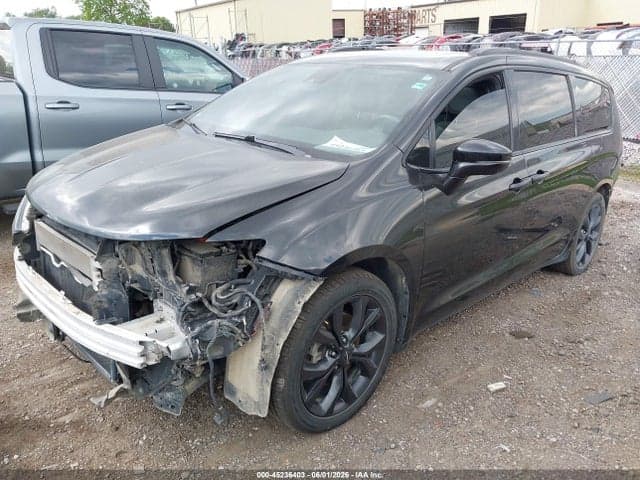 2019 CHRYSLER PACIFICA LIMITED 2