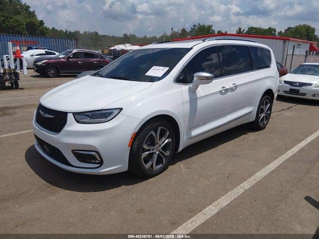 2022 CHRYSLER PACIFICA PINNACLE AWD 2
