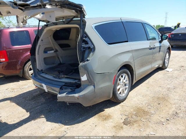 2023 CHRYSLER PACIFICA TOURING L 4