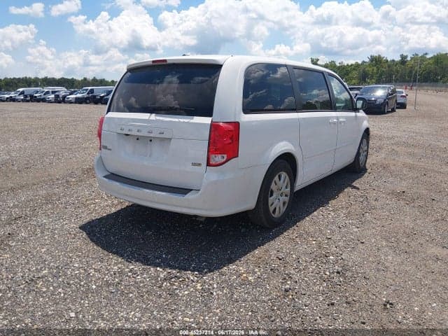 2017 DODGE GRAND CARAVAN SE 4