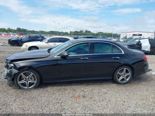 2017 MERCEDES-BENZ E 300 4MATIC 13