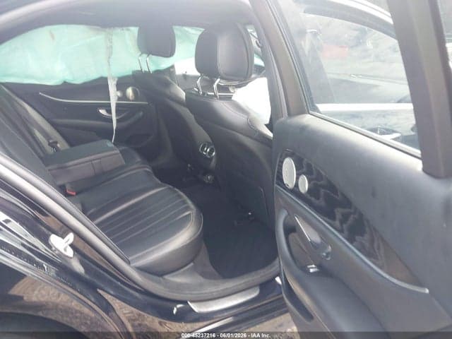 2017 MERCEDES-BENZ E 300 4MATIC 8