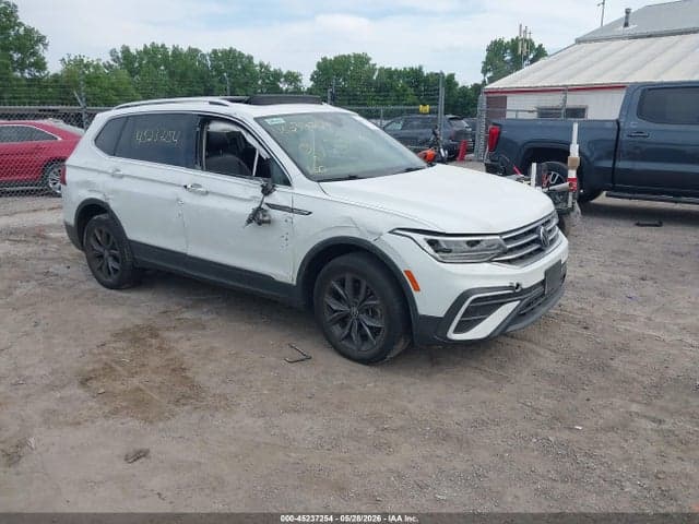 2022 VOLKSWAGEN TIGUAN 2.0T SE - 1